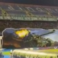 Skandal na Maksimiru: Bed Blu Bojsi napravili šetalicu tenka sa ustaškom šahovnicom i tablom na ćirilici