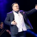 Detalji iz bolnice: "Molim te, Halide, otpevaj nešto, i Halid joj peva"