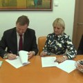 Saradnja Kragujevca i Slovačke: Učenice srednjih škola ulaze u svet mikrobiologije