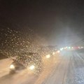 Da li biste se usudili da se večeras provozate ovim delom Srbije? Snimak govori više od reči