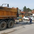 Za letnje održavanje ulica i puteva u Leskovcu firma „Trace“ dobiće oko 52 miliona dinara