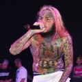 "Maduro, 2. april, Venecuela zauvek": Reper 6ix9ine tvrdi da je Maduro potpisao njegovu lutku u zatvoru u Njujorku