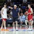 (Foto ubod) Željko okružen crveno-belim: Klinika najvećeg svih vremena koja je privukla mnogo pažnje!