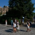 Drama u Grčkoj: Muškarac nožem napao turiste na poznatoj turističkoj destinaciji FOTO/VIDEO