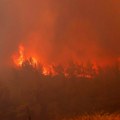 Zastrašujuća slika požara u Srbiji: Vatrena stihija "progutala" brdo (foto)