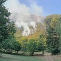 Požar na Suvoj planini pod kontrolom: Vatra još samo ispod Sokolovog kamena