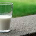 Srpski mljekari na koljenima, Srbija postala uvoznica mlijeka
