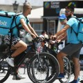 Ulice za bicikliste: Kultura ponašanja u saobraćaju mora da postoji i za dostavljače hrane Volt i Glovo