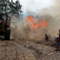 Na stotine vatrogasaca u Grčkoj bori se sa požarima, naređene dodatne evakuacije