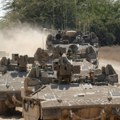 Palestinci tvrde da su izraelski tenkovi u Gazi