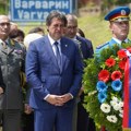 Gašić položio venac na spomenik: Nikada nećemo zaboraviti nevine žrtve čije su živote prekinule NATO bombe