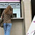 Radnica menjačnice čeka isplatu zarade za mart Gazda joj duguje 11 dana - Šta da uradite ako poslodavac kasni?
