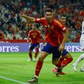 Selektor Španije Luis de la Fuente pozvao Laporta umesto povređenog Huijsena