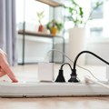 Svet se polako oprašta od tradicionalnih utičnica: stižu novi električni moduli koji se mogu postaviti bilo gde - bez…