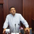 Simović: Ne znam zašto se gradska vlast hvali asfaltiranjem kružnog toka u Konjevićima, to nije funkcionalno rešenje