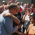 Vučić nastavio da obilazi Srbiju i da obećava: Za Novu Varoš - vodovod, ski staza, kompanija da zaposli 100 žena