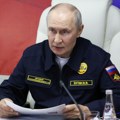 Putin obukao uniformu i rekao: "NATO je krenuo..." VIDEO