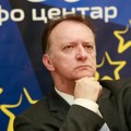 Lopandić (SRCE): Vučić deo glasača privukao politikom priključenja EU, sada diže ruke od članstva