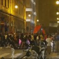 (VIDEO) Albanci u Trstu se pobunili zbog presude Tačiju, protest organizovan preko Tik Toka