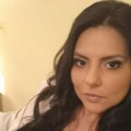 Raspustila bujne grudi i jedva ih pokrila: Naša poznata glumica se skinula i fotografiju objavila javno - opšti haos na…