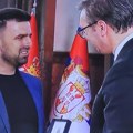 Peštercima sa najvećim stadom na Balkanu Vučić uručio Sretenjsko priznanje