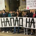 Novi masovan protest u Kragujevcu! Studenti i građani ispred prostorija SNS – Dašić, Petrašinović i Lazović nisu smeli…