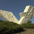 Ko će dati najveći doprinos kulturi sećanja i očuvanju uspomene na streljane građane i đake?