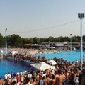 Gradski bazeni u Kragujevcu dnevno okupe i do 1.800 posetilaca – uskoro i noćno kupanje