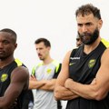 Navijači šokirani izgledom poznatog fudbalera: Benzema, čoveče, ti li si? Šta ti se desilo?!