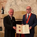 "Mir, spokoj, vera": Vučević posetio manastir Tumane: Dobio Orden svetog apostola i jevanđeliste Luke prvog reda (foto)