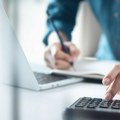 Preduzetnici imaju rok do 31. oktobra da zatraže paušalno oporezivanje za 2026. godinu elektronski