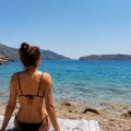 Teodora se požalila kako treću godinu zaredom nema s kim da ide na more - Srbi odmah odgovorili: "Tužno ti je to"