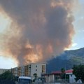 Požar iznad Dečjeg doma u Herceg Novom: Vatra se približila kućama, Bijela i Baošići bez struje i vode