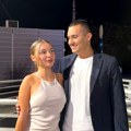 Сара Стојановић упознала Муратову мајку у Шпанији: Објавила емотивну слику са будућом свекрвом, снажно се грле и не скидају…