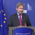 Austrijski nedeljnik: Da li bivši komesar EU Johanes Han ponovo trči u pomoć Vučiću?