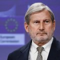 Austrijski nedeljnik: Da li bivši komesar EU Johanes Han ponovo trči u pomoć Vučiću?