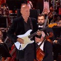 Pola veka od nastanka legendarne kompozicije: Zlatko Manojlović i Big bend RTS-a donose novi aranžman numere „Jednoj ženi“…