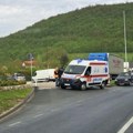 Sudar dva putnička automobila kod Čačka Teška saobraćajna nesreća u klisuri