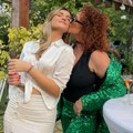 "Volim te više od života": Veliko slavlje u domu Ane Bekute! Pevačica se odmah oglasila, komentari pljušte (foto)