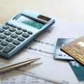 Broj kredita u Srbiji neznatno opao u oktobru