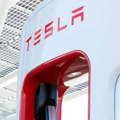 Tramp ukida program za punjenje električnih vozila za koje je Tesla dao milione