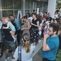 Studenti u blokadi TF „Mihajlo Pupin“ u Zrenjaninu održali humanitarni bazar, sav prihod za lečenje Dorotee Humanitarni bazar…