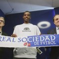 Vila našla zamenu za Monćija - Isak mu duguje karijeru, a Sadik transfer života!