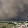 Apokaliptični prizori: Ogroman "zid prašine" progutao grad u Kini (video)