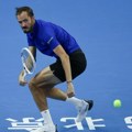 Medvedev još jednom o meču sa Đokovićem: Bilo je fizički neprijatno