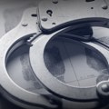 Uhapšen muškarac koji je danima držao devojku zatvorenu u svojoj kući