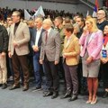 Karadžić: Tastatura mafijaščići ne dirajte predsednikovu porodicu! Vučić je ljudina i svetski državnik, Srbi su zato…
