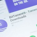 Mislili smo da ovo nikada nećemo videti: Torrent aplikacije za iPhone su sada dostupne u EU