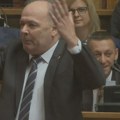 POKS poručio predsedniku da je i Čaušesku skičao kao svinja kada su ga hapsili