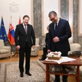 Vučić primio rođendansku čestitku predsednika Slovačke: Radujem se ličnom sastanku uskoro FOTO